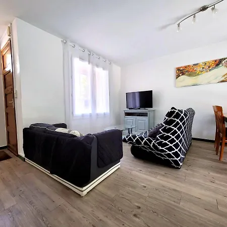 Penzion Chambres D'hotes Avec Piscine Bordeaux