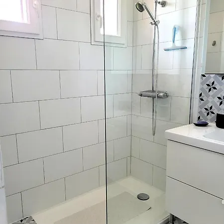 Guest house Chambres D'hotes Avec Piscine